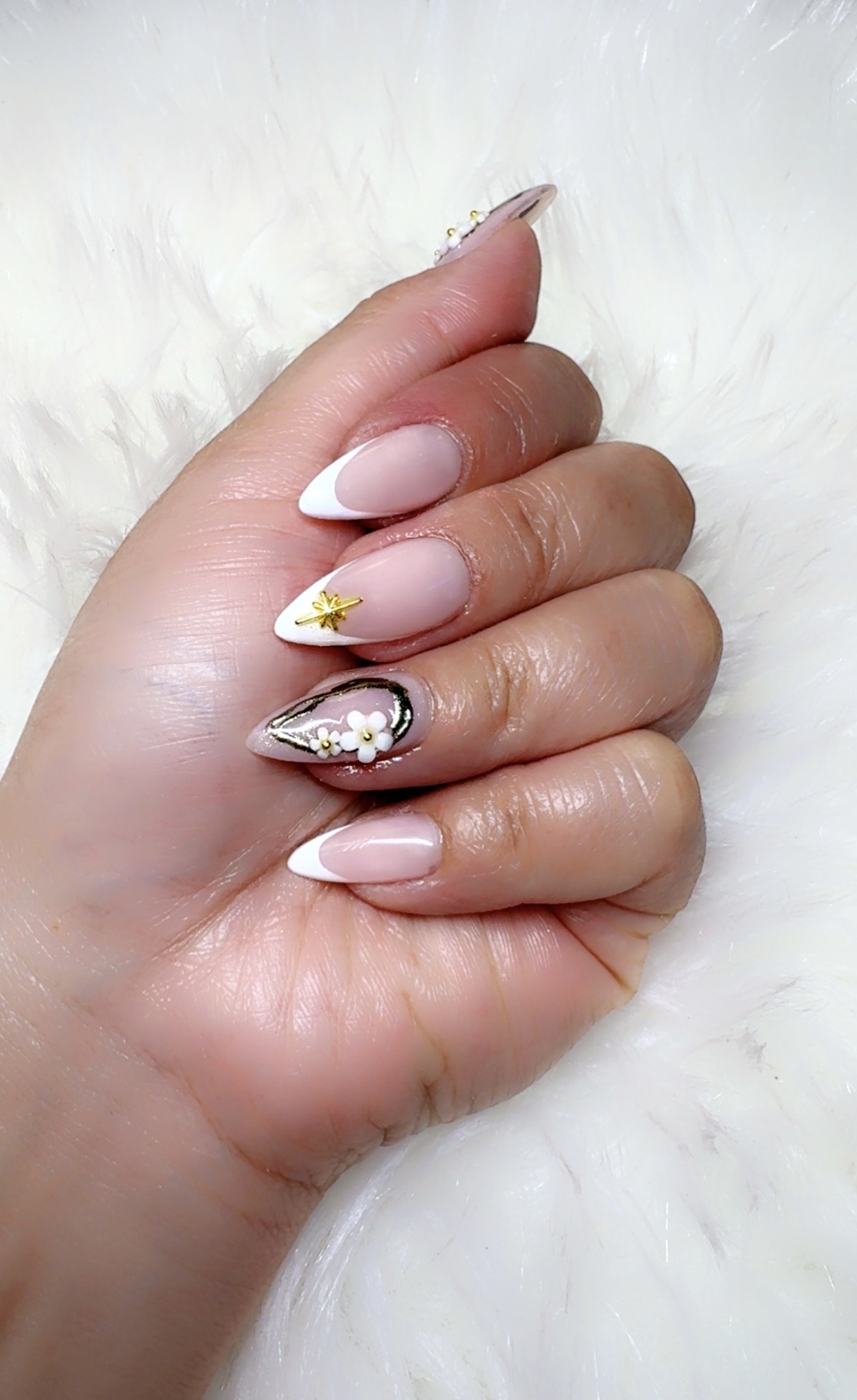 Nails by Trina LLC logo